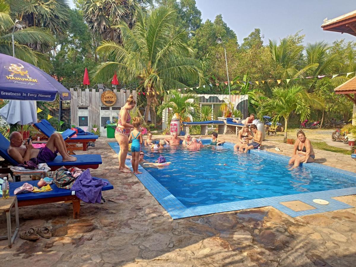 Karma Traders Kampot Hostel Luaran gambar