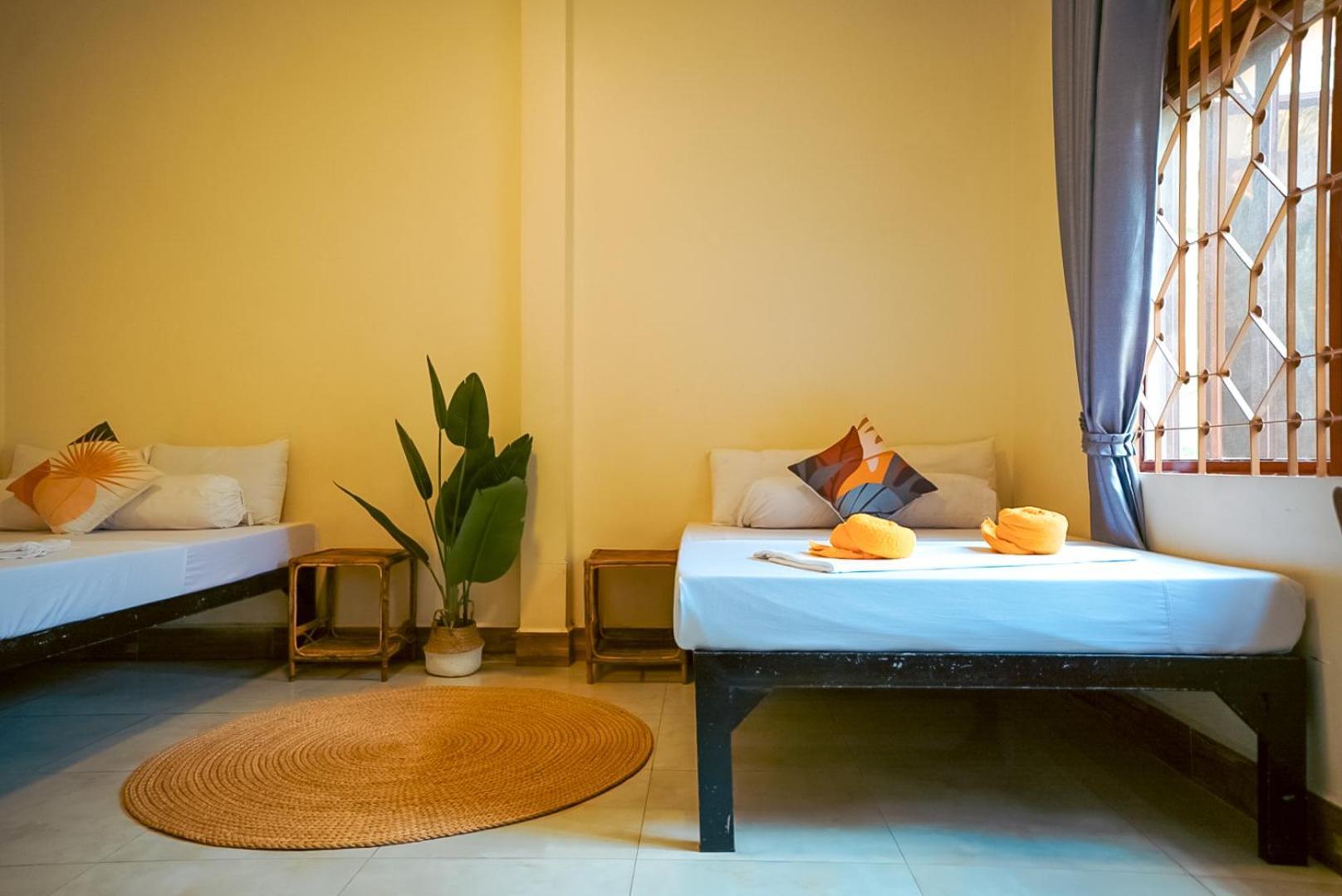Karma Traders Kampot Hostel Luaran gambar