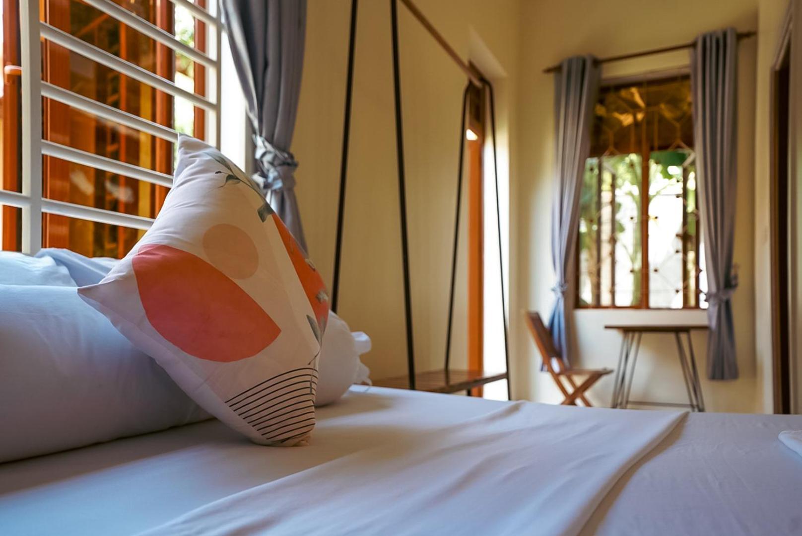 Karma Traders Kampot Hostel Luaran gambar