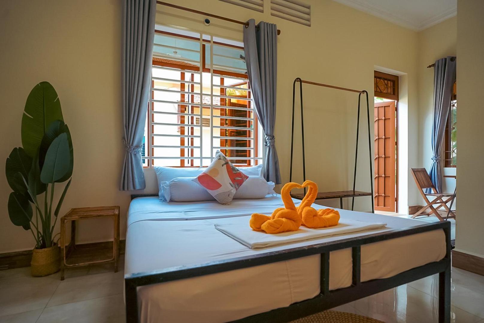 Karma Traders Kampot Hostel Luaran gambar