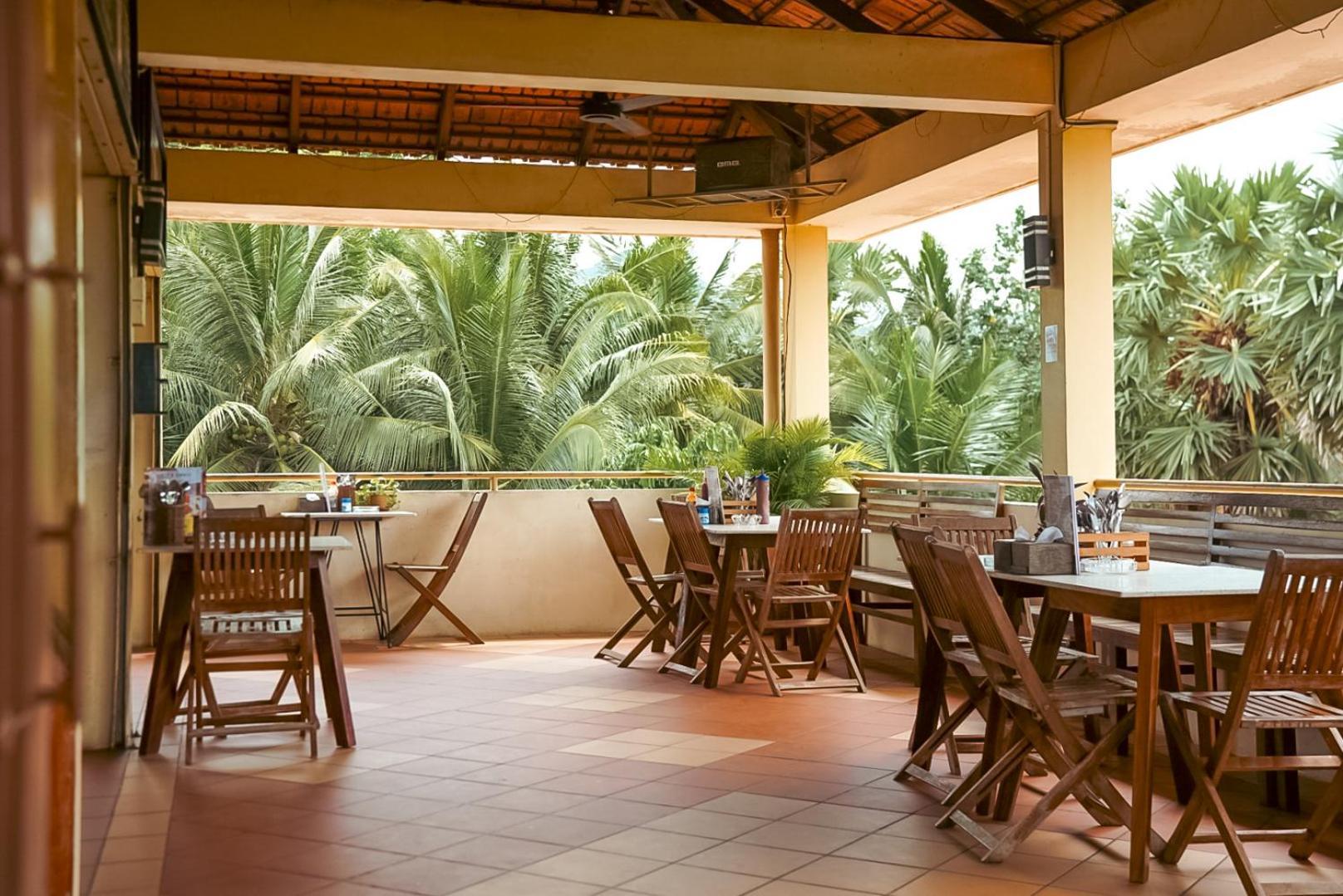 Karma Traders Kampot Hostel Luaran gambar