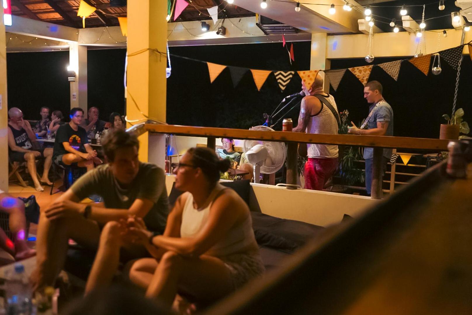 Karma Traders Kampot Hostel Luaran gambar